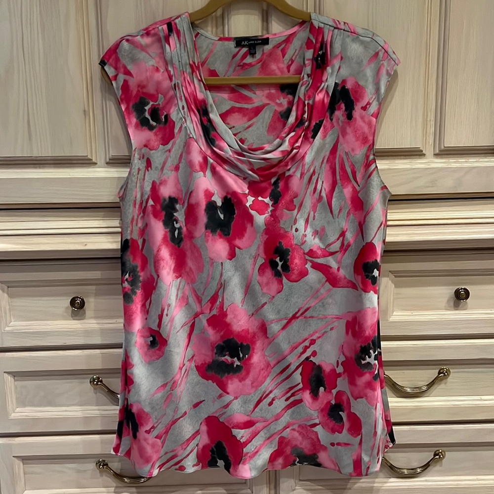 Anne Klein sleeveless top